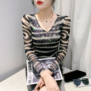 Yimei Áo Lót Lưới Kim Cương khí chất áo áo phông sọc nữ cổ chữ V Tay áo dài thu đông mới nhất 2023 phiên bản Hàn Quốc ôm vừa nữ