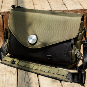 Lewhisper City Discovery Series Small Size Trendy Multi-Functional Work Clothing Messenger Bag Photography Bag Shoulder Crossbody