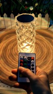 Đèn ngủ pha lê hoa hồng loại nhỏ -  RGB 16 màu -  Đèn trang trí cảm ứng phòng ngủ bàn làm việc phong cách Châu Âu -  kèm điều khiển