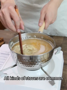 Japanese Pot with Lid Non-Stick 304 Stainless Steel Hammertone saucepan Wooden Handle Wok