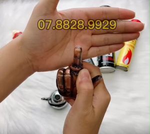 bật lủa khè ngón tay đêo nhẫn có âm thanh sóng động