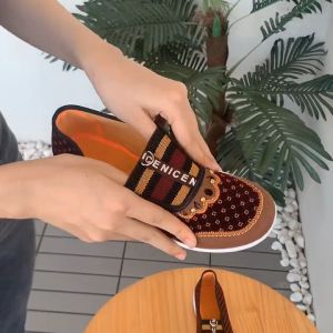 Women Shoes New Old Beijing Cloth Shoes Women Soft-soled Non-slip Middle-aged and Elderly Casual Canvas Shoes A Pedal Flat Mother Shoes