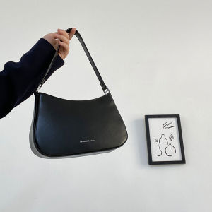 กระเป๋าสะพายข้างทรงสี่เหลี่ยมเล็กสไตล์เกาหลีสำหรับผู้หญิง ฤดูร้อน 2025 กระเป๋าสะพายข้างแบบหนัง PU ลายสีพื้น