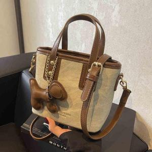 Charics&Kittn Genuine Leather Womens Bag 2025 New Niche Design Crossbody Bucket Handbag Soft Shoulder Strap Zipper Closure