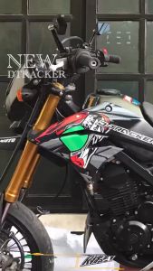 Decal New Dtracker Stiker Motor Fullbody Motif Helmet Supermoto