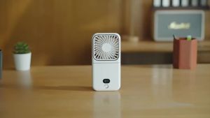 Quạt Để Bàn Mini Di Động Có Giá Đỡ Điện Thoại Có Thể Gập Lại Sạc USB Quạt Làm Mát Nhẹ Không Cần Dùng Tay Dành Cho Nhà Du Lịch Cắm Trại Đi Bộ Đường Dài