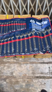 Bộ cờ lê vòng miệng 26 cái hệ mét 6-32mm Kingtony 1226MR