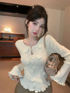 GUZILIAN | Sweet Fitted Short Knitwear Womens Long Sleeve Wood Grain Edge Korean Style Commute Style Sweater Top For Autumn Winter