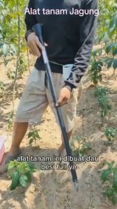 Alat Tanam Biji-Bijian Tancap Manual Simple Planter Jagung Kacang Tanah Kedelai Benih Biji-Bijian