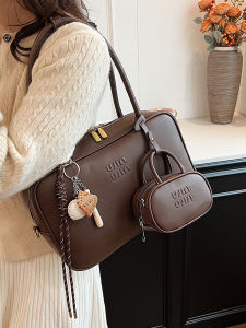 Retro Fashion Handheld Travel Bag Large Capacity Womens Shoulder Bag Portable Autumn New Style High-End Sensation Casual Square Bag