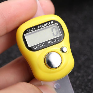 Finger Counter Mini Portable Light Weight Resettable Digital Row With LCD Display Colourful