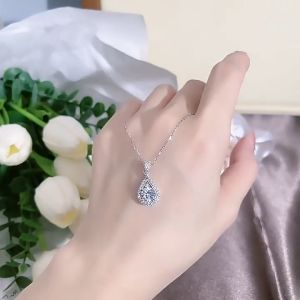 (เพชรแท้100%)CS JEWELRY สร้อยคอหยดน้ำ สร้อยคอเงินแท้ S925 เครื่องประดับเพชร สร้อยคอเพชรสำหรับผู้หญิง เงินสเตอร์ลิงไม่ซีดจาง
