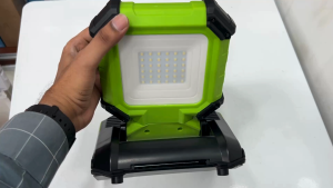 Luceco LCWR13G60 Rechargeable LED Work Light 13W | 6500K Daylight | Magnetic Base | 360° Adjustable Stand | IP65 Waterproof | Portable Task Lamp