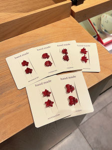 Kids Retro Red Small Jaw Clip: A Must-Have Mini Hair Accessory