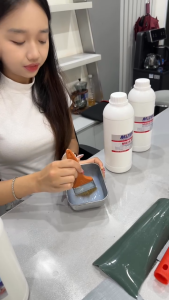 1KG - Keo Chống Thấm Trong Suốt MIZUK TS – Bao Phủ Vết Nứt - Phủ Sàn Tường Gạch – Không Ố Vàng