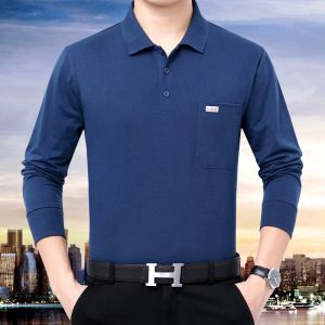 Mens Pure ผ้าฝ้าย เสื้อโปโลแขนยาว หลวม เสื้อยืดสีทึบพอดีตัวพร้อม กระเป๋าเสื้อ Turn-down ปกเสื้อ ฤดูใบไม้ร่วง Wear