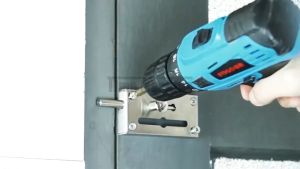 Metal Door Chain Guard Bolt Lock Home Window Door Security Stainless Steel Lock (Black And Silver)