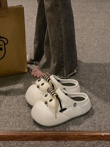 รองเท้าแตะส้นหนาตาโตน่ารักสำหรับผู้หญิงในช่วงฤดูร้อนปี 2025 รองเท้าแตะชายหาดแบบสวมหัวผูกเชือกสำหรับกลางแจ้งและใส่ไปเที่ยวชายหาด