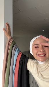 Dauky Pashmina Jersey Knit: Pilihan Terbaik Untuk Pashmina Tanpa Jarum Pentul