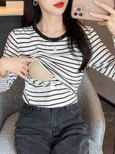 เสื้อยืดให้นมผ้าฝ้ายแท้สําหรับคุณแม่สไตล์ลําลองลายทางยกขึ้นไม่มีซิปแขนยาวเหมาะสําหรับฤดูใบไม้ร่วงและฤดูหนาว