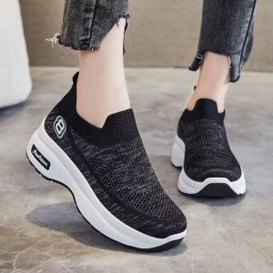 Women Korean Fashion Breathable Slip On Jogging Shoes Sneakers Lightweight Thick Sole Casual Black Rubber Shoes For Women On Sale