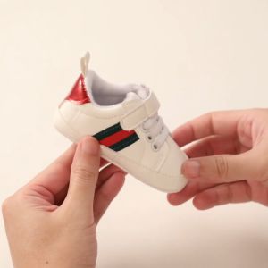 0-18M Baby Shoes Cute Embroidery Little Bee Boys Sports Shoes Girl Infant Walking Shoes Baptist Shoes First Walker