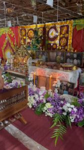 ขุนแผนเนื้อดำ ยาแมงมนคำ หลังพลอยเสก ฝังตะกรุดทองเหลือง 9 ดอก ปิดทองคำเปลว