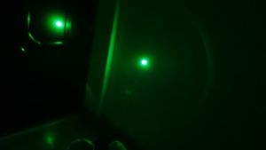 5MW Laser Pointer Presentasi / Portable Laser Jarak Jauh Camping Senter Super Terang Laser Untuk Mengajar / Berkemah Laser Bangunan