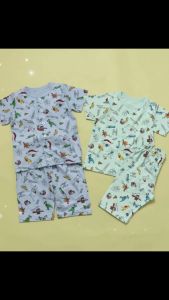 KiddeeCrew ชุดนอนเด็กแขนขาสั้น ผ้าcotton สีเขียวพิมพ์ลายไดโนเสาร์ เหมาะอายุ1ปีถึง12 ปี