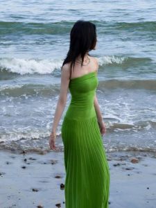 ฤดูร้อน สไตล์วันหยุด สีเขียว ถัก สลิมฟิต เซ็กซี่ ไม่มีสาย ยาว เดรส ผู้หญิง สูง เอว One Piece ตัดตรง เดรส