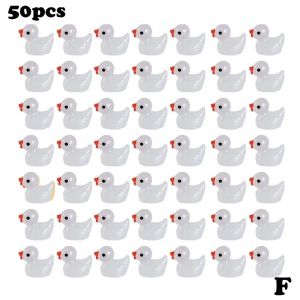 50/100 Pcs Mini Yellow Duck Ornament Miniature FiguresTiny DuckResinHandicraftMicro Landscape Home Decoration