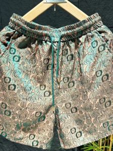 Summer New Mens Fashionable Laser Dark Flower Ice Silk Shorts Beach Pants Personalized Embroidery Five-Quarter Casual Trousers