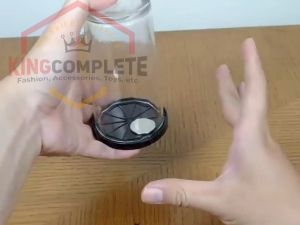 Coaster Coin Alat Sulap Koin Coin Away Plastik