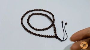 Kalung Tasbih Kualitas Terbaik: Serat Emas & Tali Arus