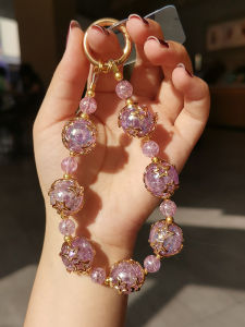 Handmade Mobile Phone Lanyards: A Fashionable & Robust Shell Accessory