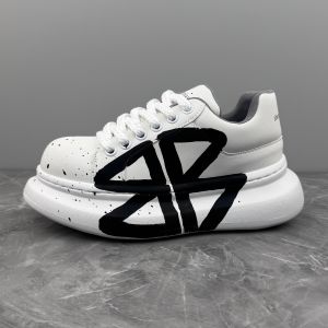 Trendy Mens Shoes Graffiti Thick Bottom Heightening White Sneakers 2025 Autumn New Fashion Versatile High-End Feeling Casual Board Shoes