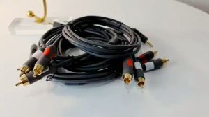 Dây Tín Hiệu Âm Thanh 3.5 Ra 2 Đầu AV Belkin Chất lượng Cao 2 Mét.