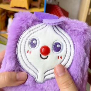 SquarePals - Onion Squishy Plushie Toy & Keychain Bag Charm (10cm | 7cm)