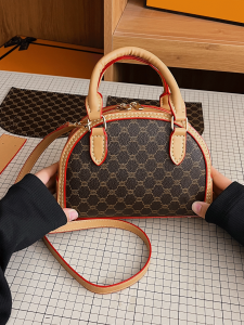 Miaow Little Me DIY Hand Knitted Handbag Material Bowling Bag Single Shoulder Bag Shell Bag to Friend Handmade Woven Bag