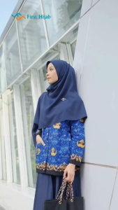 FIRST HIJAB - Zahwa Hijab Segiempat Cutting Laser Bahan Wolfis Premium | Hijab Kerja Kantoran