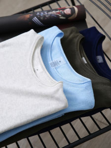 เสื้อสเวตเตอร์คอตตอนเนื้อยาวถักบางสไตล์อิตาเลียนสำหรับผู้ชาย ฤดูใบไม้ผลิและฤดูใบไม้ร่วง เสื้อเชิ้ตคอกลมแบบสวมหัว