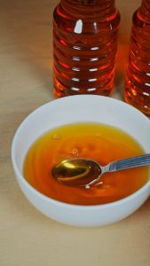 Nước mắm nhỉ cá cơm nguyên chất truyền thống Bình Định thùng 6 chai độ đạm 30 ( 6 chai x 460ml)