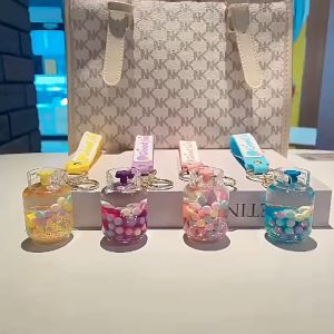 Gantungan Kunci Botol Kucing Glitter Cair 3D Quicksand Liquid Akrilik Boba Pearl Tank