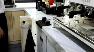 ถังเคาะกากกาแฟทรงสูง Sturdy Coffee Knock Bin ถูกเป็นที่เคาะกากกาแฟทรงสูง มีชุดให้เลือก