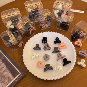 10pcs/Box Matte Plastic Mini Hair Claws Clips Baby Gilrs Sweet Small Hairpin Barrettes Headwear
