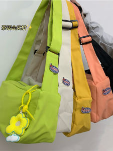 Fall in Love with INS Niche Style Vintage Street Shot Minimalist Large-Capacity Crossbody Bag Female Casual All-Matching Shoulder Bag Fashion