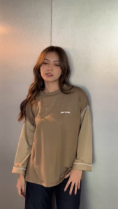 VELYN Top T-shirt Atasan Kaos Wanita Oversize Lengan Panjang Two-tone Aksen Stylish