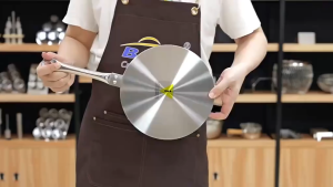 【Ready Stock】Induction Hob Converter Heat Diffuser Disc Adapter Plate Saucepan Pot Tool Strong Heat Diffuser Conduction Plate Defrost Tray Gas Stove Plat Konduksi Haba