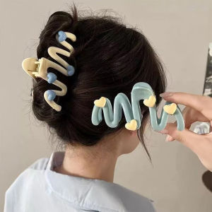 Large Wave Hair Claw Women Korean Plastic Shark Hair Clips Sky Blue Milk White Heart Geometry Barrette Girl Hair Accessories