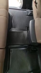 (สต็อกพร้อมส่ง) พรมรถยนต์ TOYOTA REVO (เฉพาะคู่หน้า)(ใช้ได้ทุกปี) พรมปูรถยนต์ พรมยกขอบ พรมรองพื้นรถ พรมปูพื้นรถยนต์ พรมรถยนต์